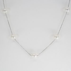 Japanese Akoya tin-cup Pearl Necklace