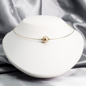 Southsea gold pearl necklace