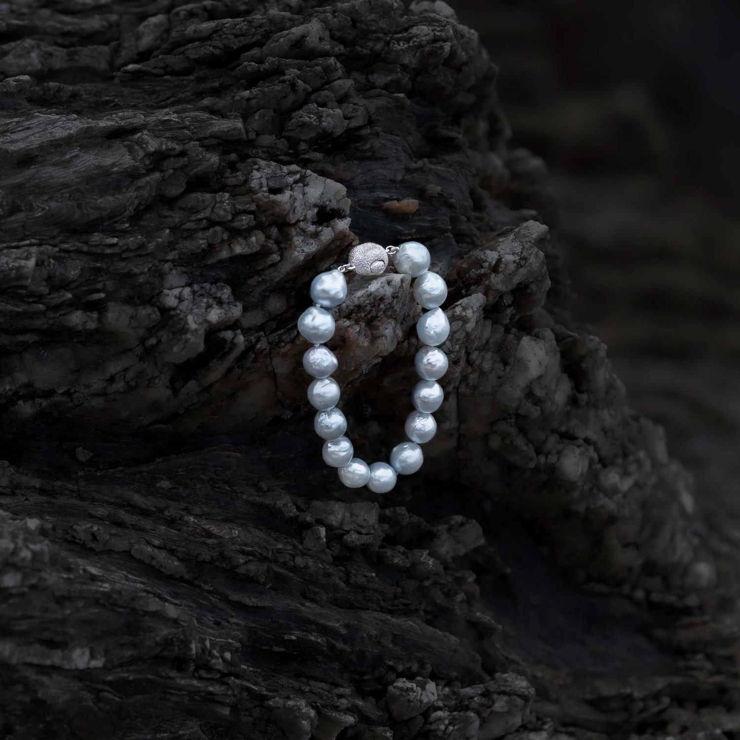 Natural Blue White South Sea Baroque Bracelet