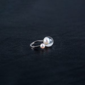 Japanilainen Akoya-helmisormus