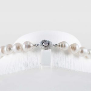 White South Sea Baroque Pearl Necklace AAA