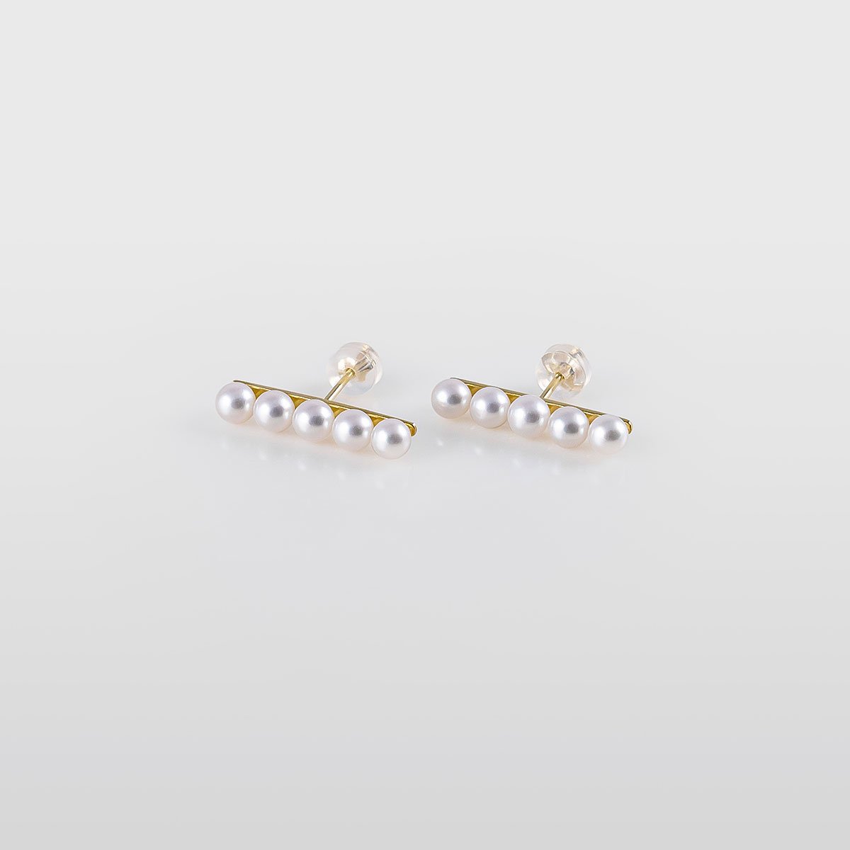 Japanese Akoya Pearl Earrings AAA 4mm