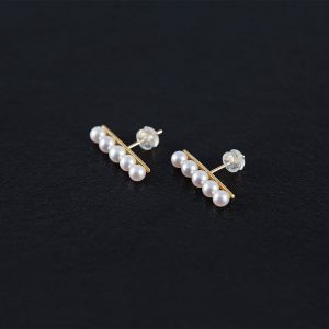 Japanese Akoya Pearl Earrings AAA 4mm