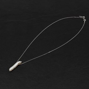 Biwa freshwater pearl necklace