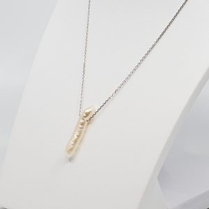 Biwa freshwater pearl necklace