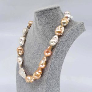 Autumn Leaves Necklace - Image 3