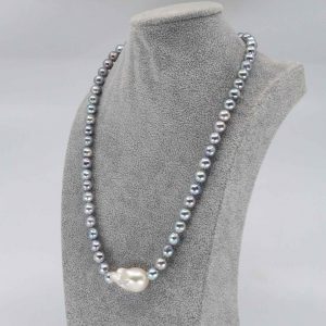 Mercury Pearl Necklace - Image 2
