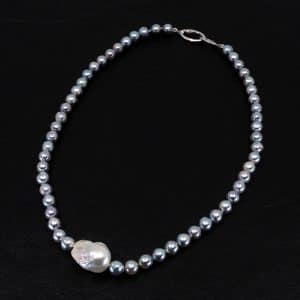 Mercury Pearl Necklace - Image 5