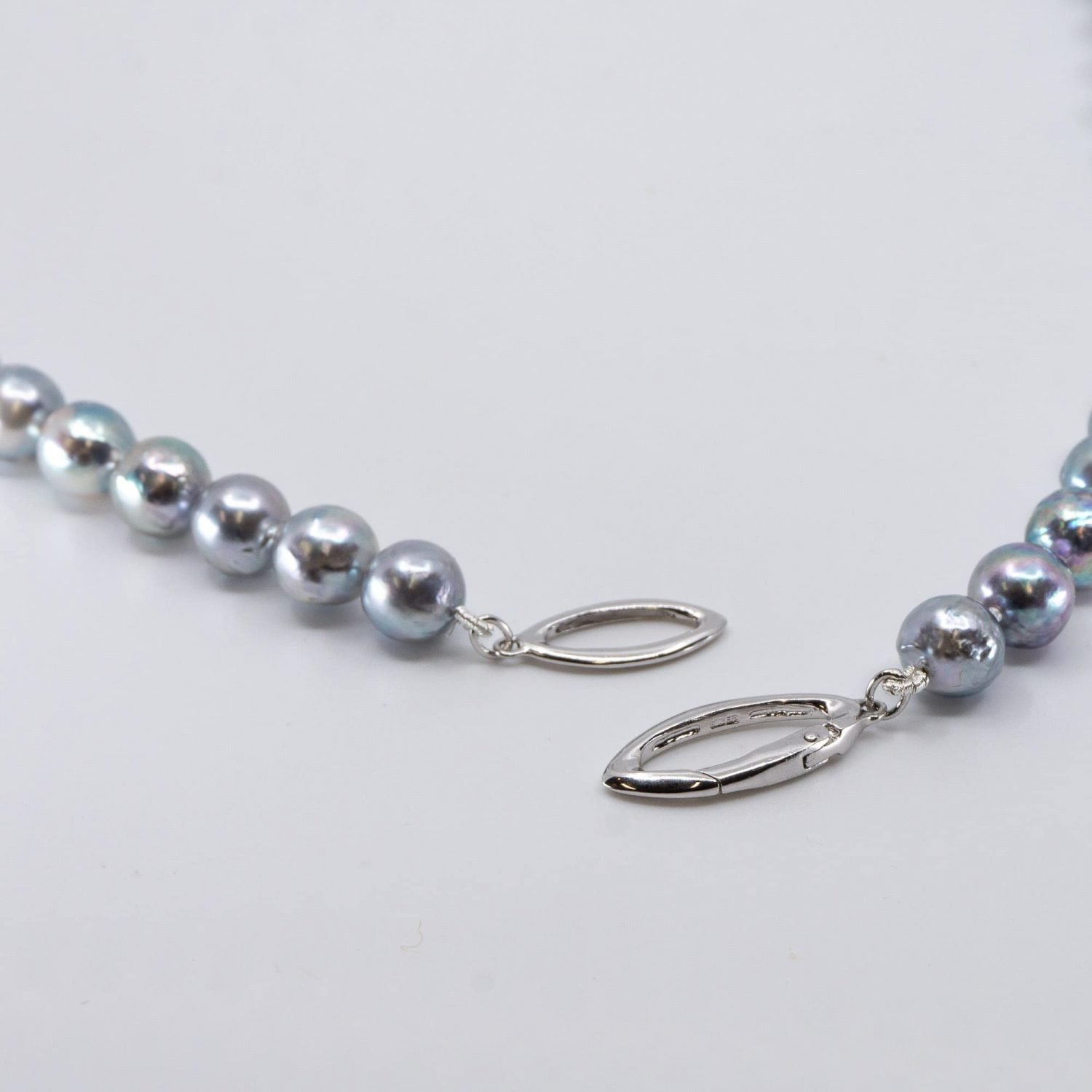 Mercury Pearl Necklace - Image 7
