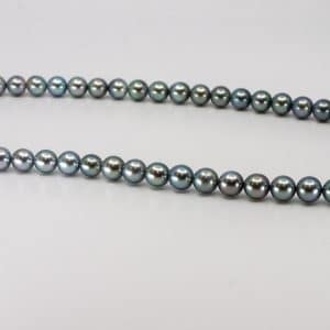 pearl ombre necklace with tahitian pearls