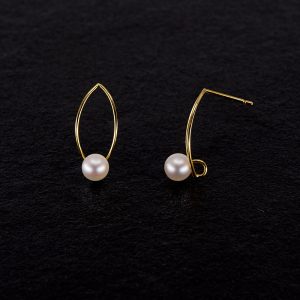 Japanese Akoya Earrings 18K yellow gold