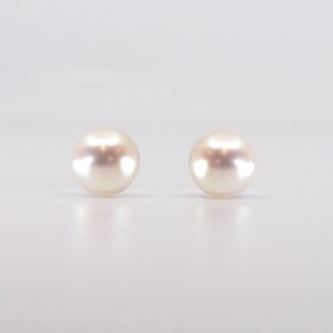 Freshwater Pearls.jp Tokio Japani, Korvakorut