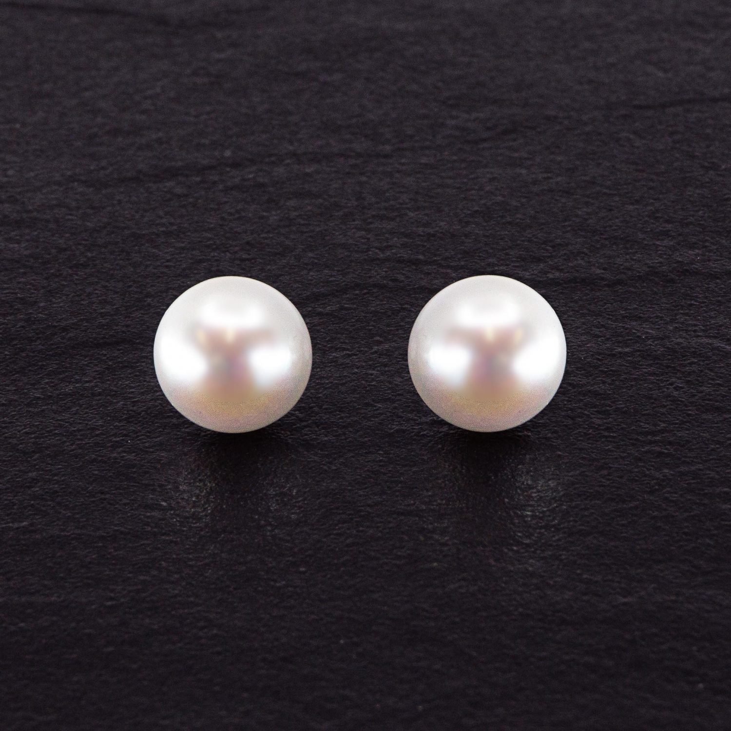 Freshwater Pearls.jp Tokio Japani, Korvakorut