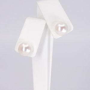 Freshwater Pearls.jp Tokio Japani, Korvakorut