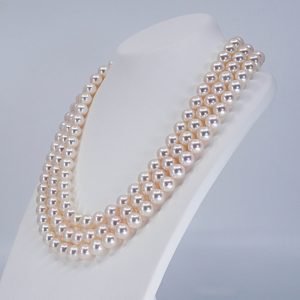 Elizabeth japanese pearl necklace Japanese Akoya pearls.jp Tokyo Japan