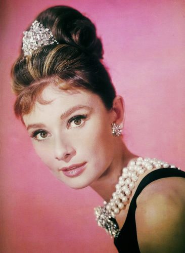 Akoya Pearl -tyylit - Audrey Hepburn