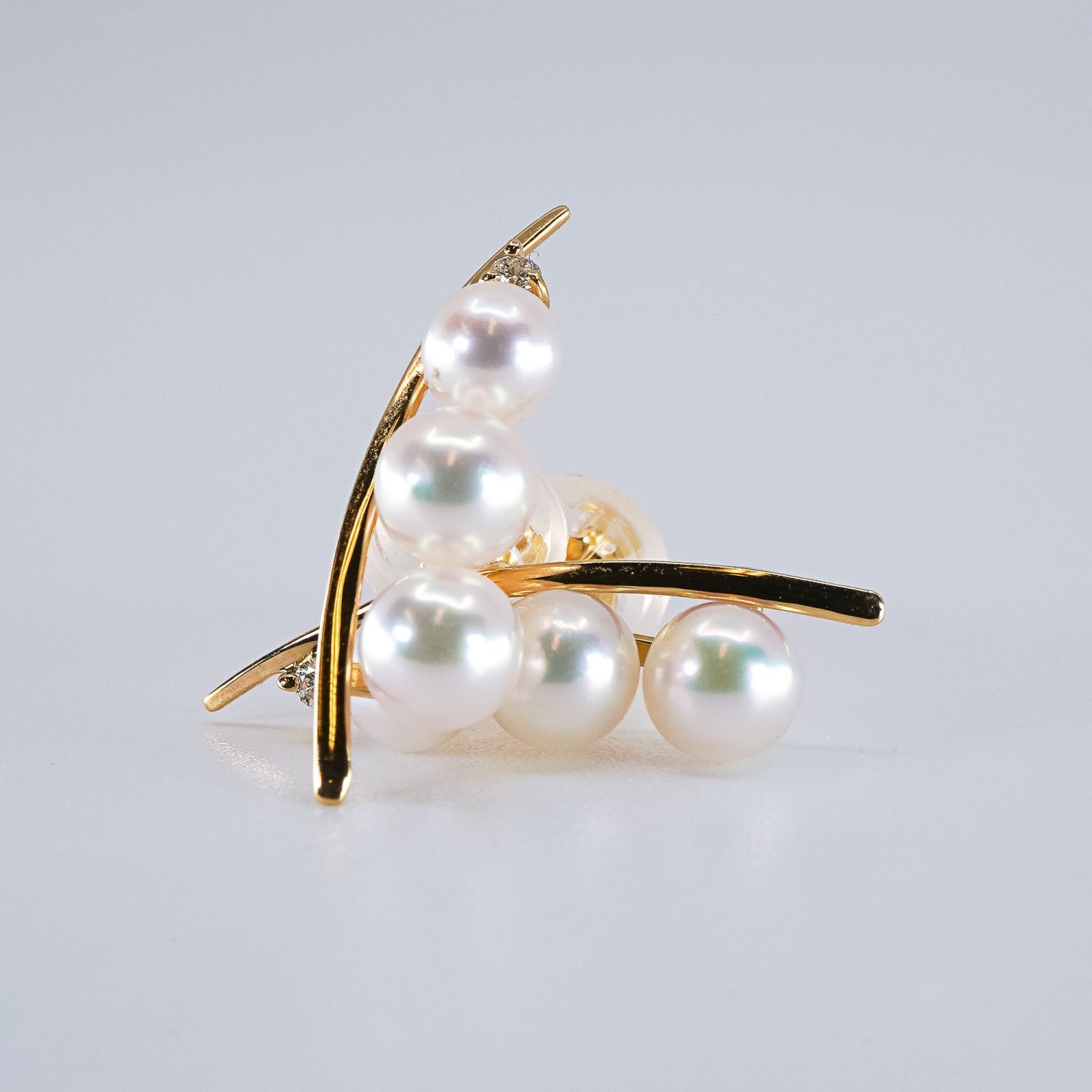 Japanese Akoya Pearls Earrings with diamonds, Tokyo, Japan
