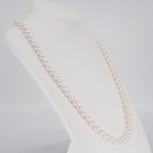 HESTIA Akoya Pearl Necklace by pearls.jp Tokyo Japan