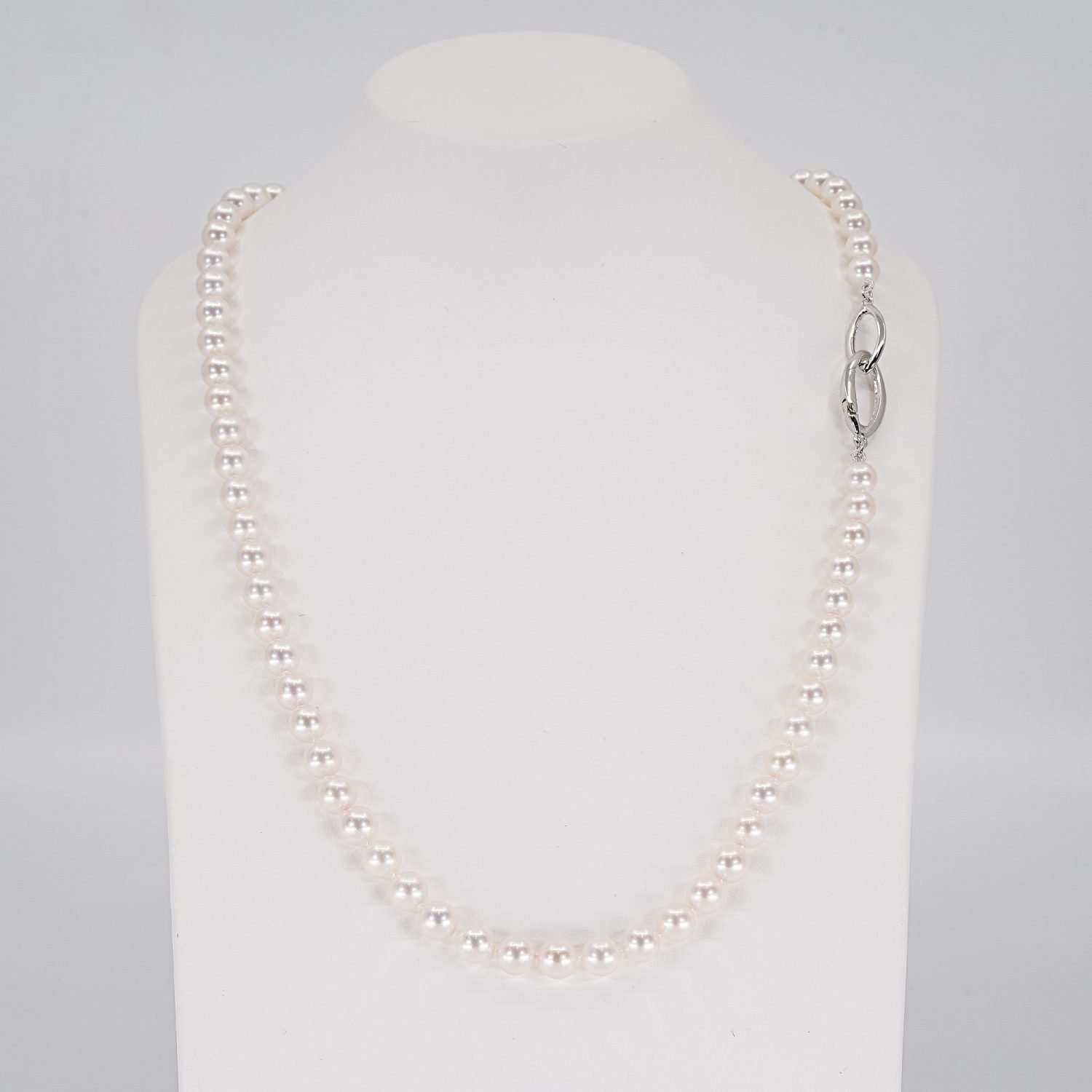 HESTIA Akoya Pearl Necklace by pearls.jp Tokyo Japan