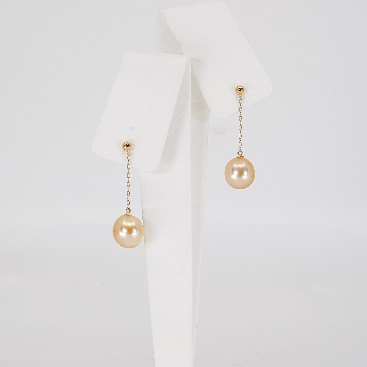 minerva gold south sea. pearls.jp earrings, tokyo, Japan