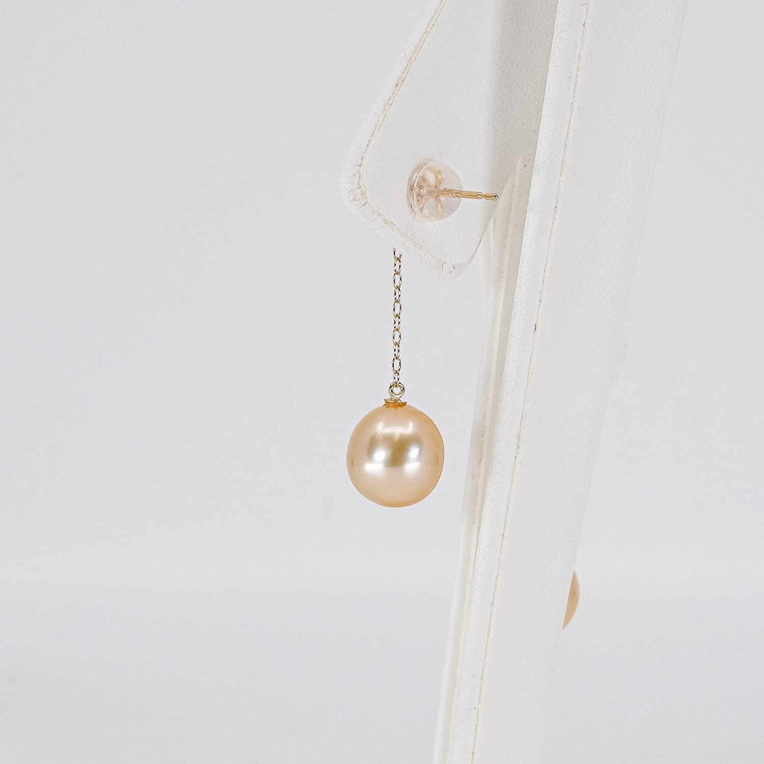 minerva gold south sea. pearls.jp earrings, tokyo, Japan