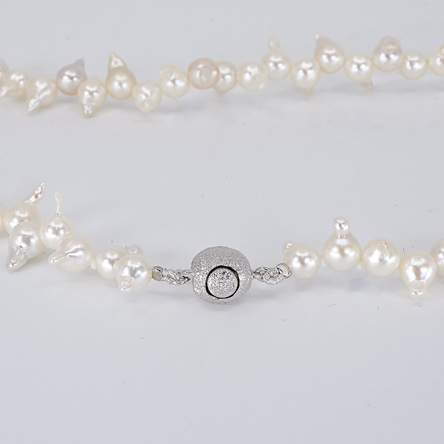 cleopatra akoya pearl necklace pearls.jp, tokyo, Japan
