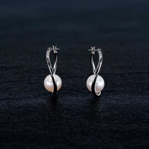 Lyra Akoya Korvakorut, pearls.jp, Tokio, Japani