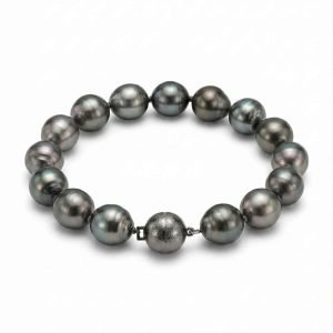 miesten appolo-helmirannekoru, pearls.jp tokio, japani