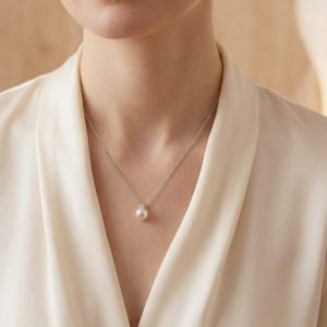 Japanese Akoya Pearl Necklace Platinum Diamond