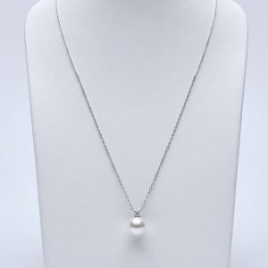 Japanese Akoya Pearl Necklace Platinum Diamond