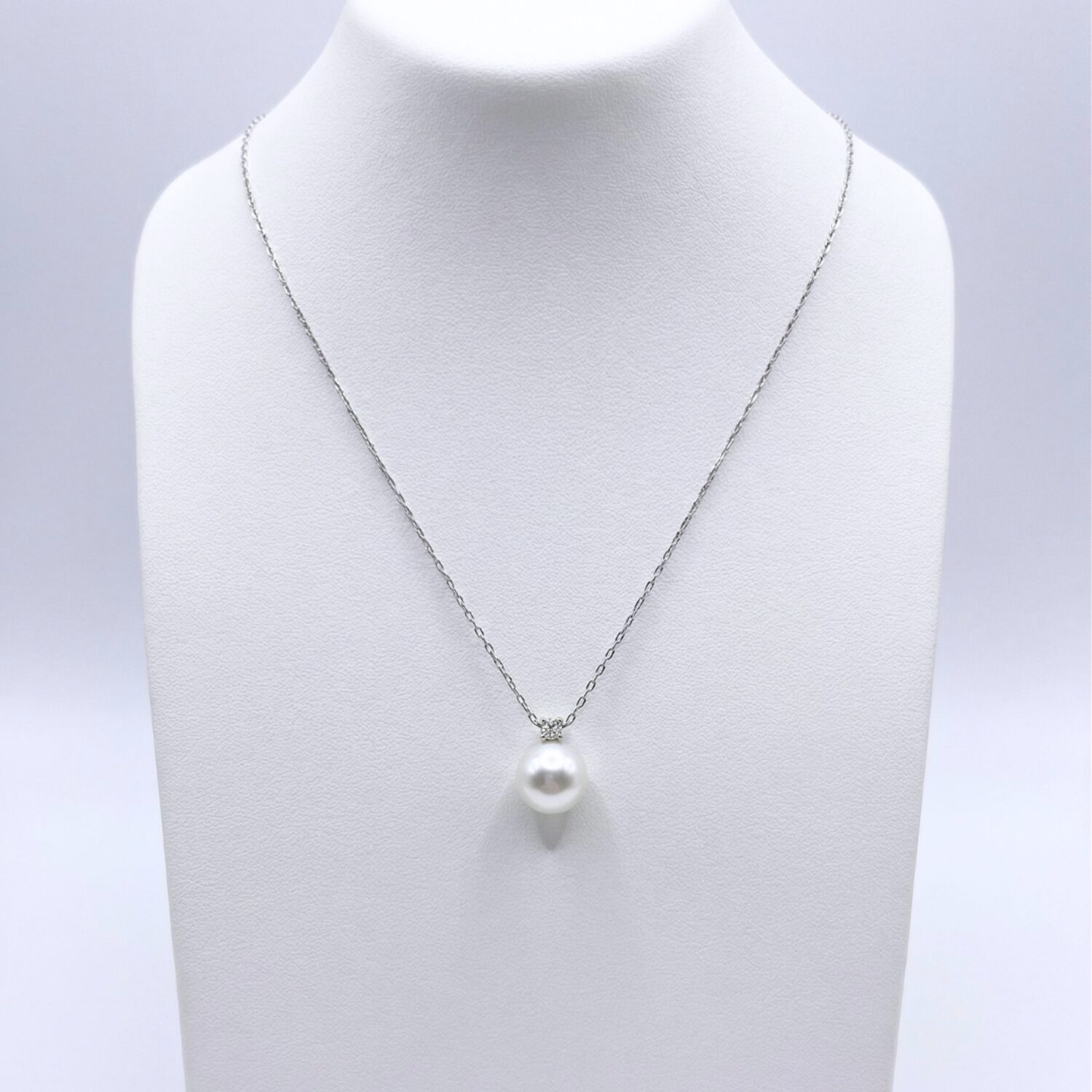 Japanese Akoya Pearl Necklace Platinum Diamond